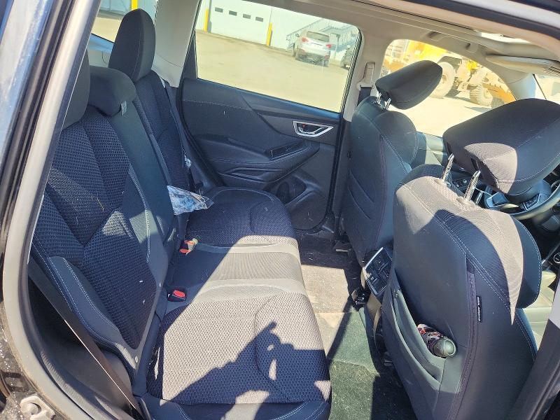 2023 SUBARU FORESTER PREMIUM — Фото 10 из 12