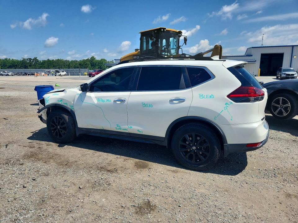 2018 NISSAN ROGUE SV — Фото 2 из 13