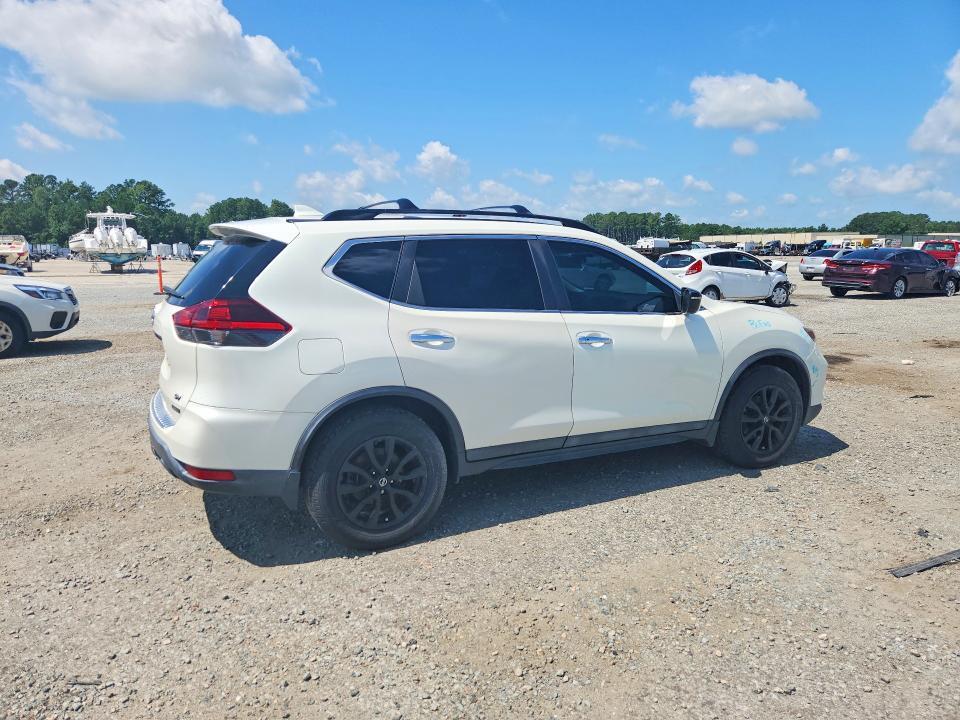 2018 NISSAN ROGUE SV — Фото 3 из 13