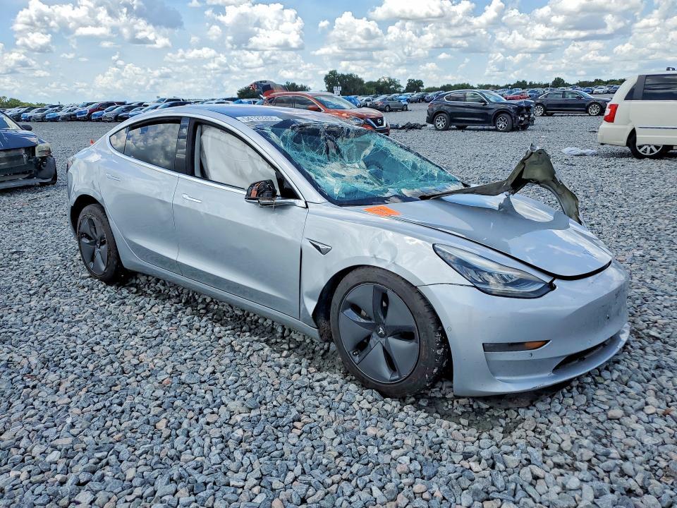 5YJ3E1EA0JF037476 2018 TESLA MODEL 3 photo no. 4