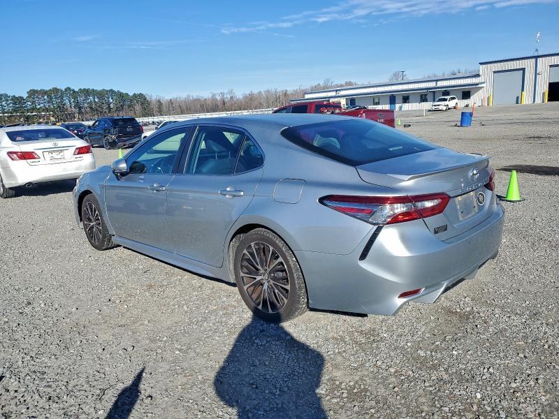 2018 TOYOTA CAMRY L — Фото 2 из 12