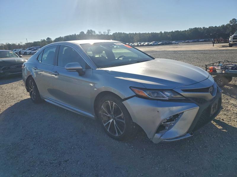 2018 TOYOTA CAMRY L — Фото 4 из 12