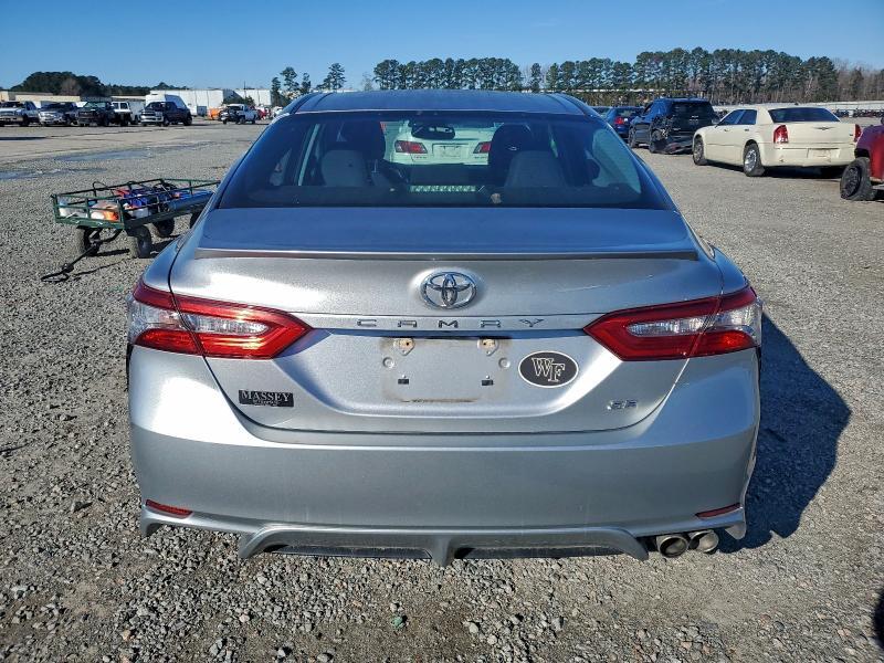 2018 TOYOTA CAMRY L — Фото 6 из 12