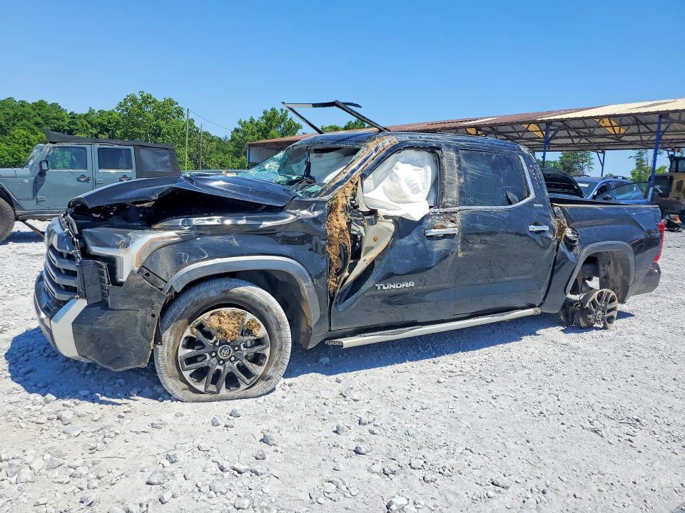 2023 TOYOTA TUNDRA