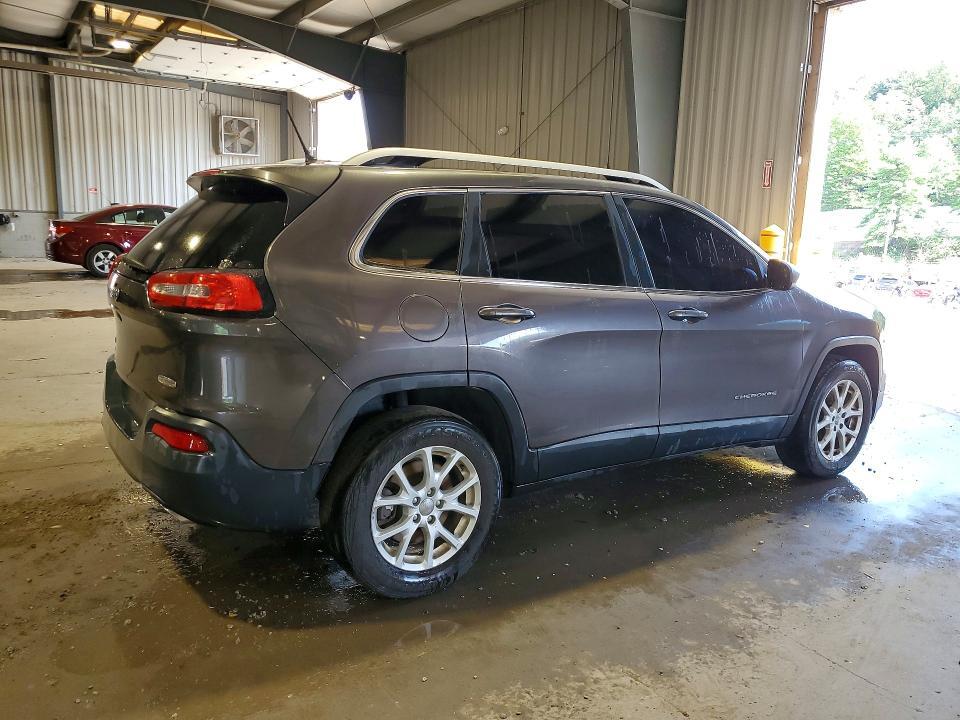 2015 JEEP CHEROKEE LATITUDE — Фото 3 из 13