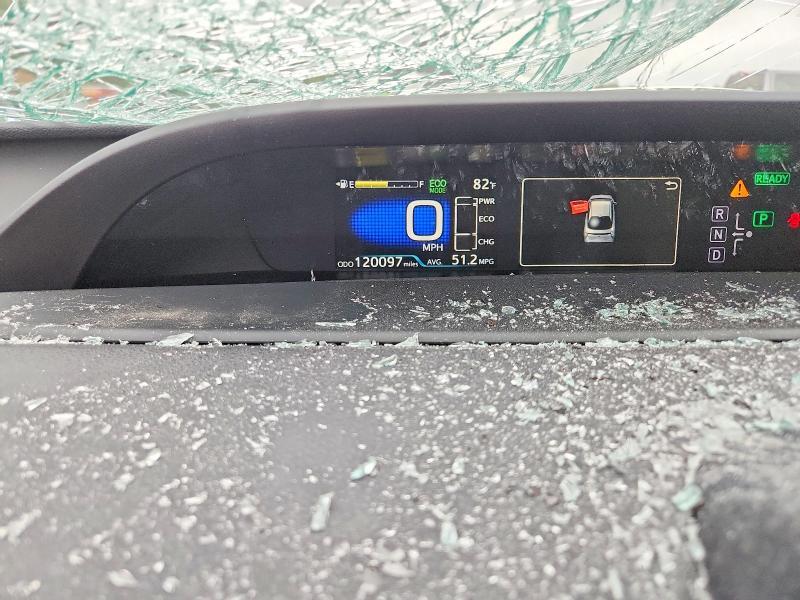 JTDKBRFU0J3065268 2018 TOYOTA PRIUS photo no. 9