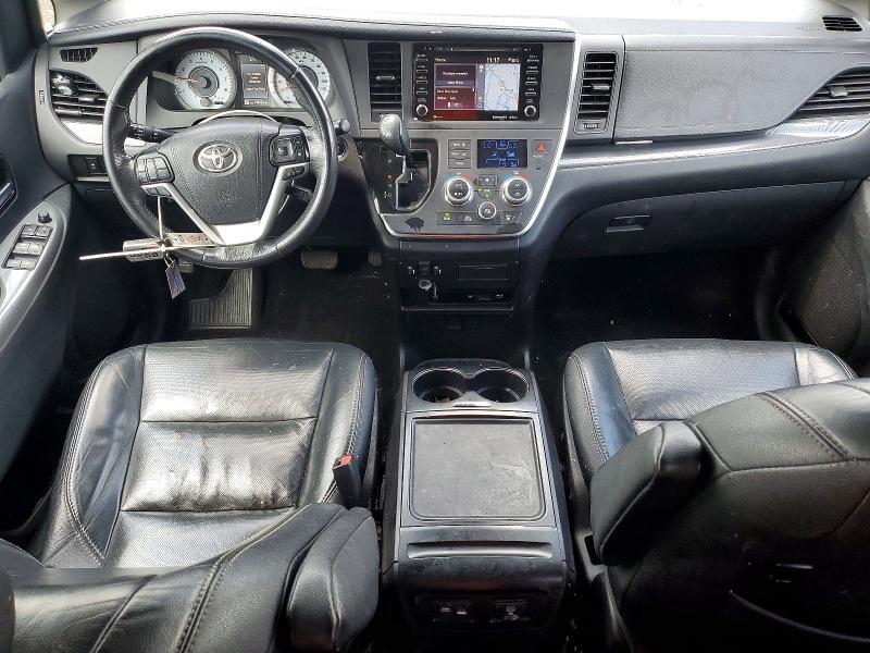 2018 TOYOTA SIENNA SE PREMIUM 8-PASSENGER — Фото 8 из 13