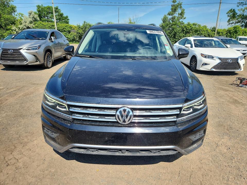 2018 VOLKSWAGEN TIGUAN SEL PREMIUM — Фото 5 из 12