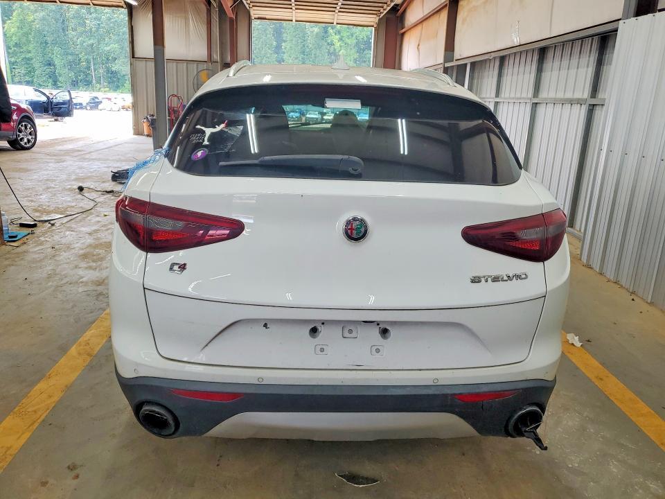 2019 ALFA ROMEO STELVIO — Фото 6 из 12