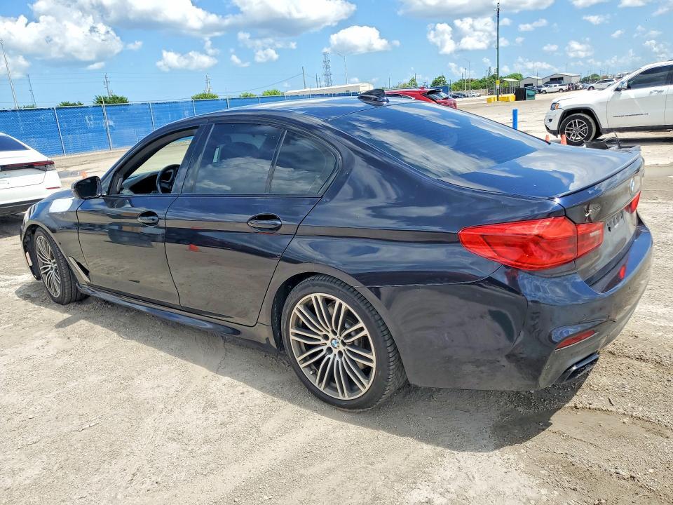 2019 BMW M550XI — Фото 2 из 12