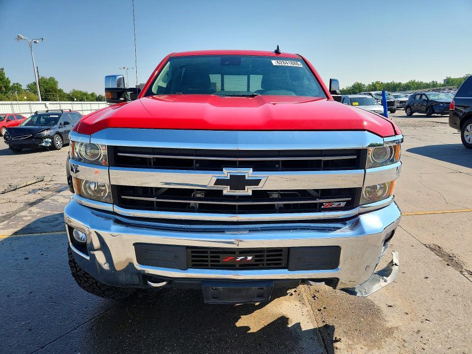 2019 CHEVROLET SILVERADO K3500 LTZ — Фото 5 из 13