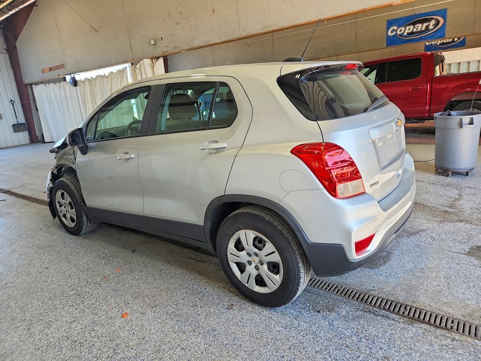 2019 CHEVROLET TRAX LS — Фото 2 из 13