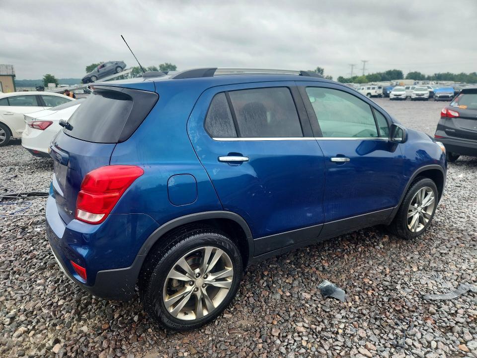 2019 CHEVROLET TRAX 1LT — Фото 3 из 13