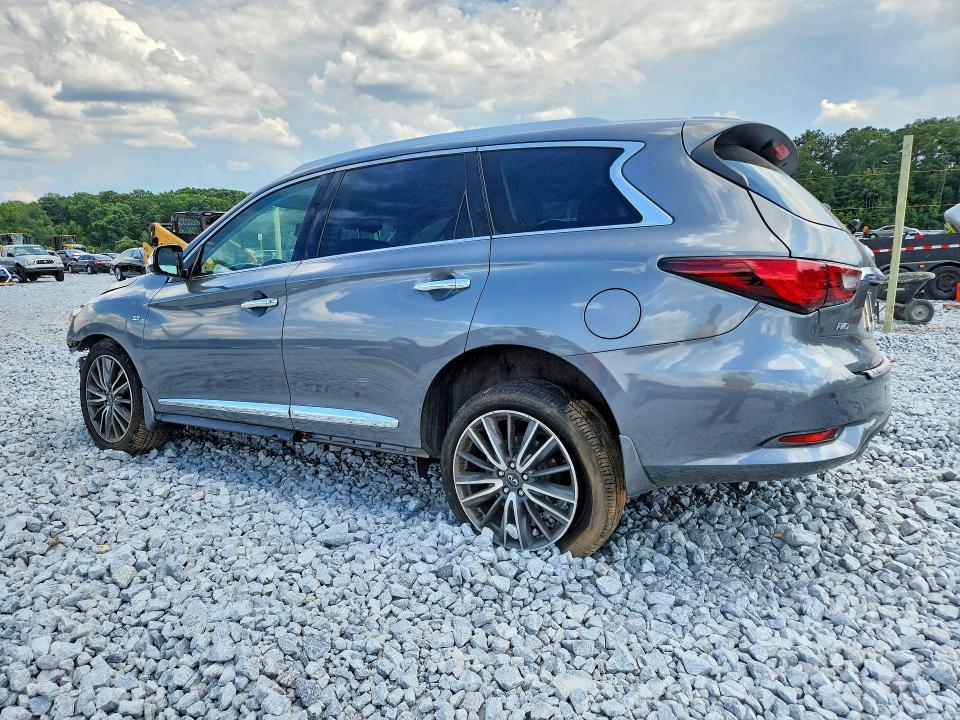 2019 INFINITI QX60 LUXE — Фото 2 из 13