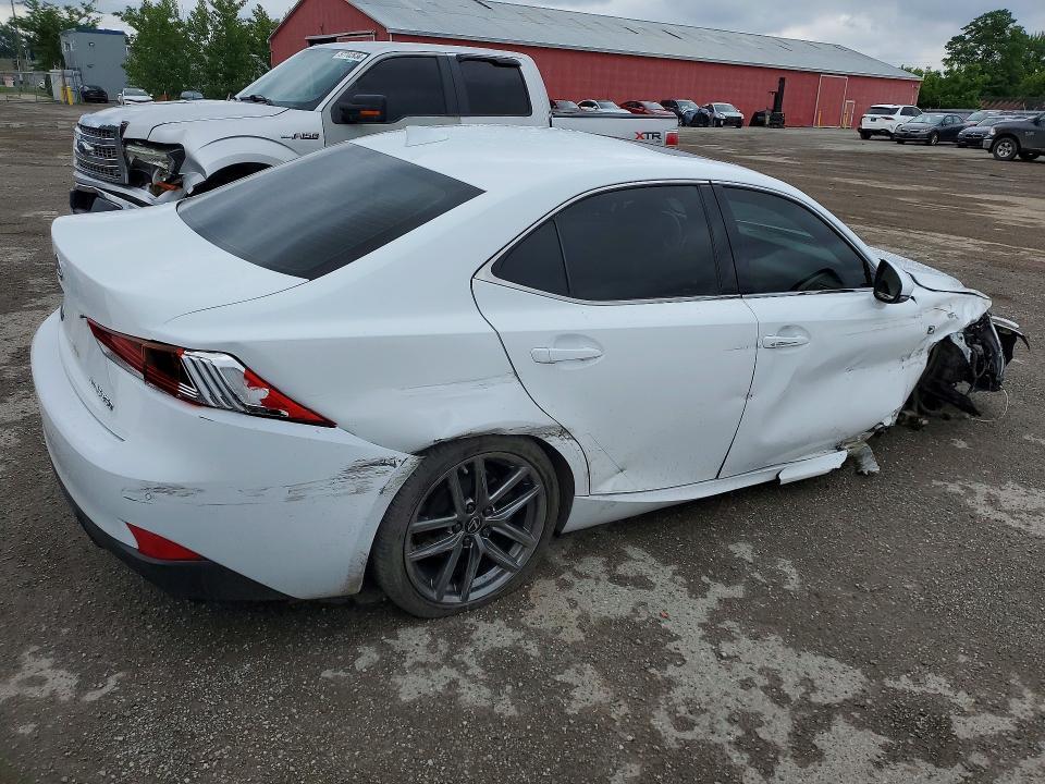 2019 LEXUS IS 350 — Фото 3 из 12