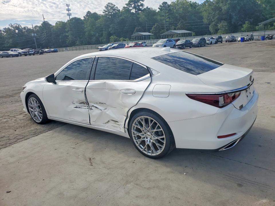 2019 LEXUS ES 350 — Фото 2 из 12