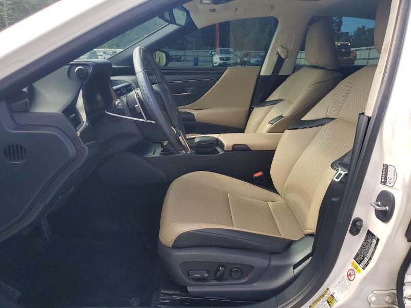 2019 LEXUS ES 350 — Фото 7 из 12