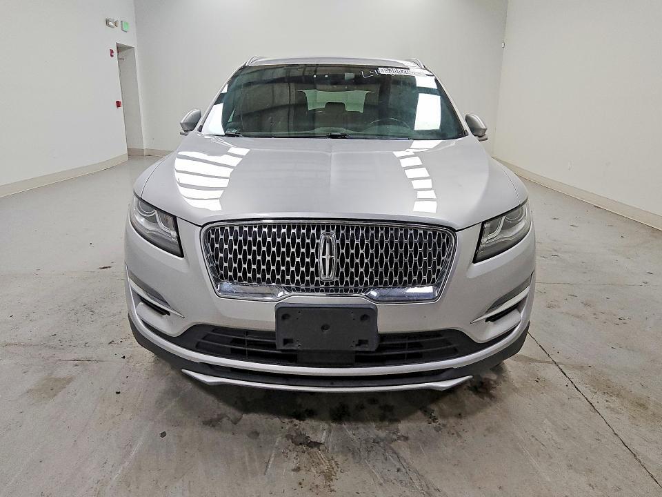 2019 LINCOLN MKC SELECT — Фото 5 из 12