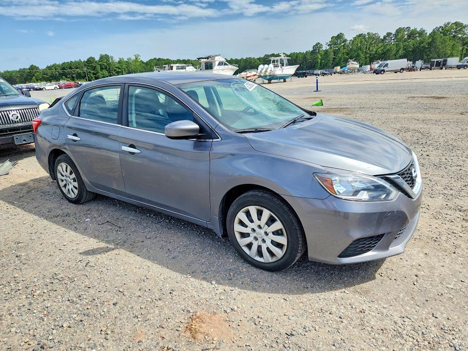 2019 NISSAN SENTRA S — Фото 4 из 12