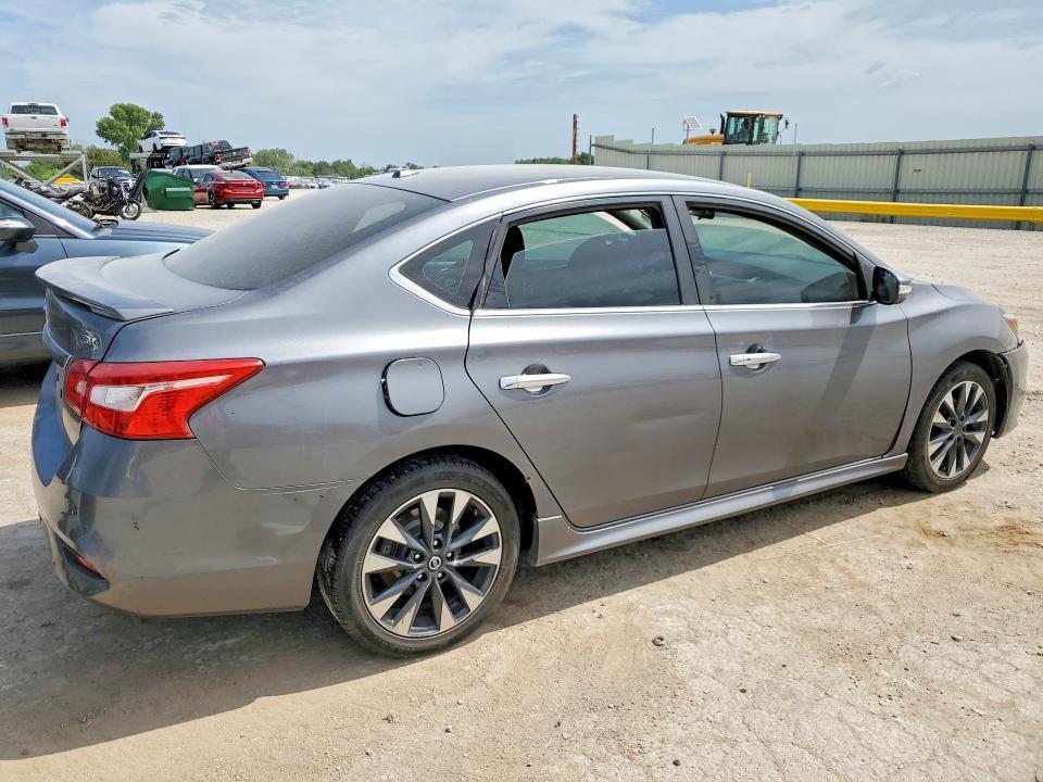 2019 NISSAN SENTRA SR — Фото 3 из 12