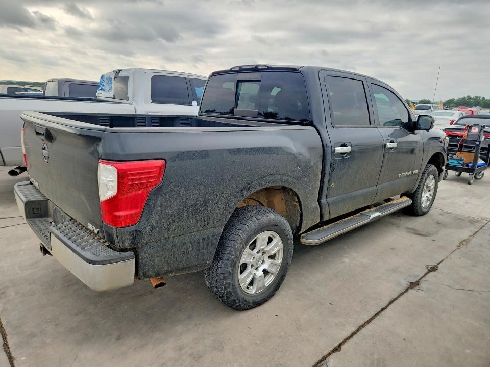 2019 NISSAN TITAN SV — Фото 3 из 12