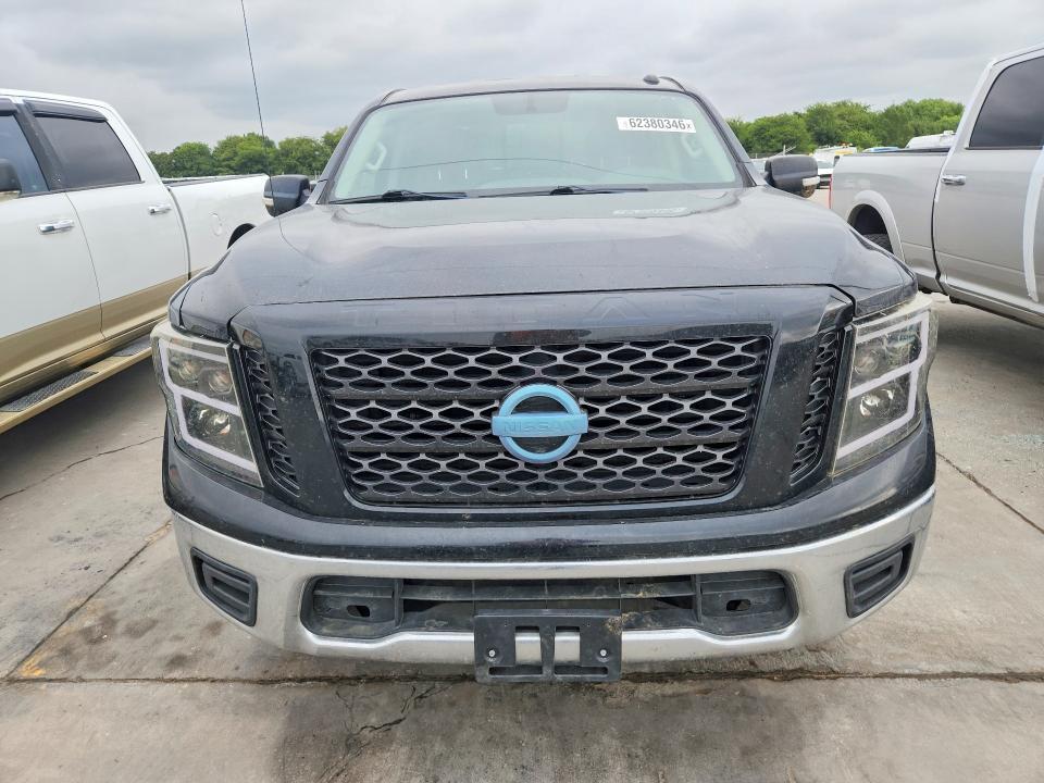 2019 NISSAN TITAN SV — Фото 5 из 12