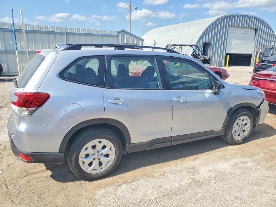 2019 SUBARU FORESTER — Фото 3 из 12