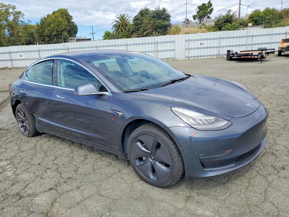 5YJ3E1EA5KF396369 2019 TESLA MODEL 3 photo no. 4