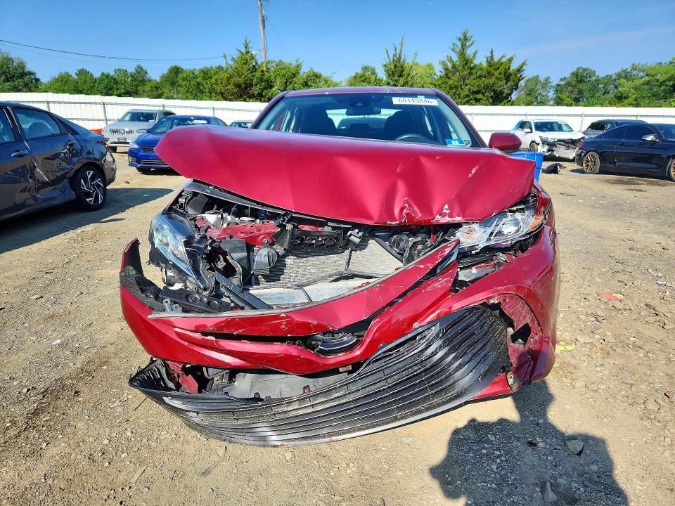 2019 TOYOTA CAMRY LE — Фото 5 из 12
