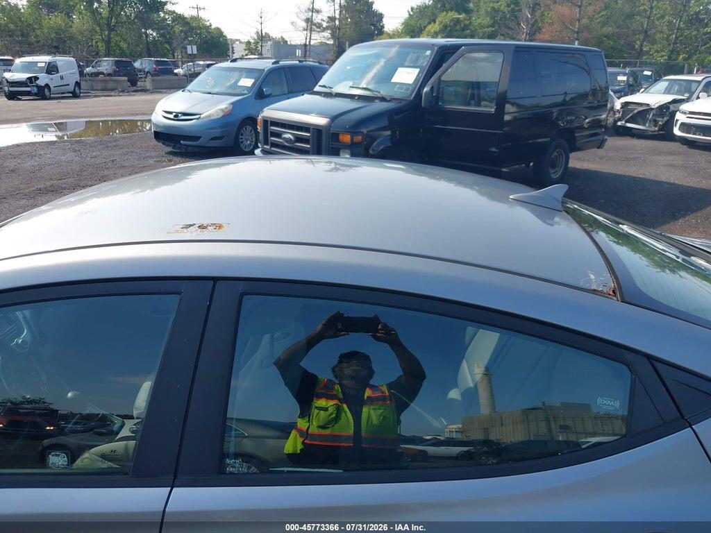 KMHDH4AE8DU643573 2013 HYUNDAI ELANTRA photo no. 6
