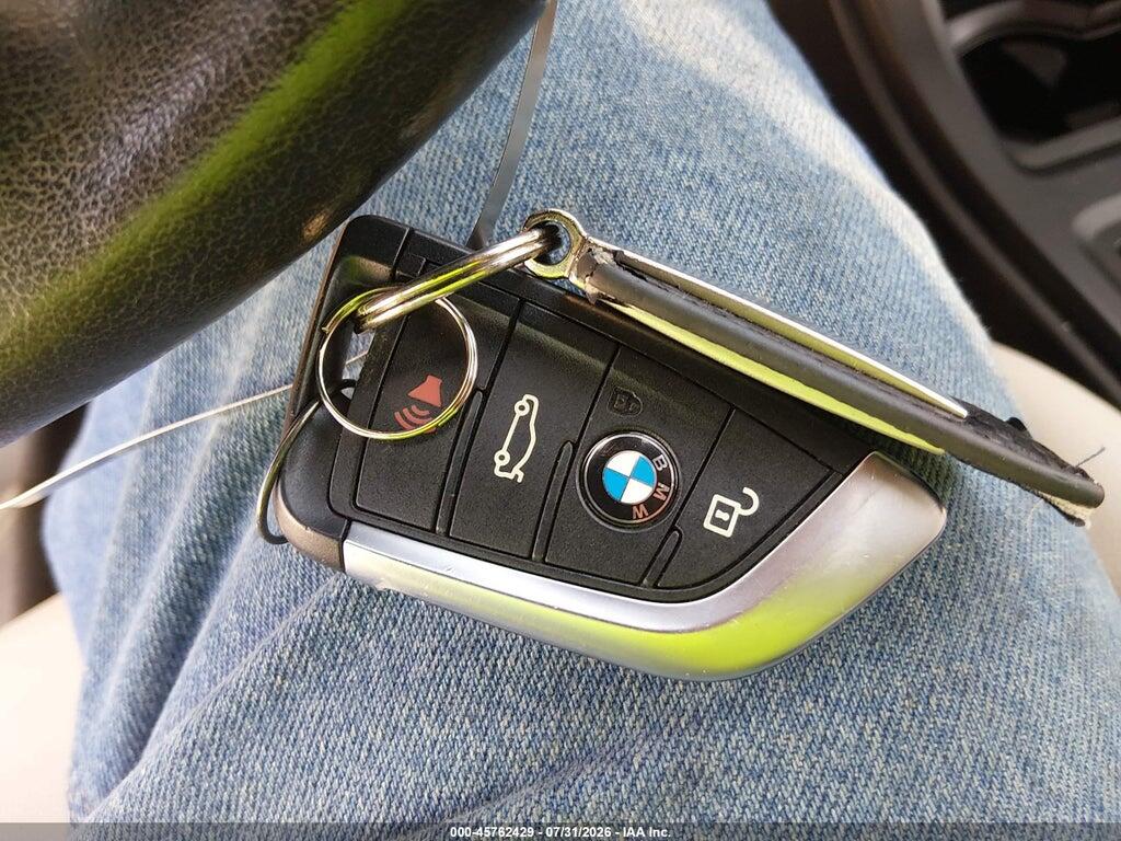 WBXHT3C30J5L28320 2018 BMW X1 photo no. 11