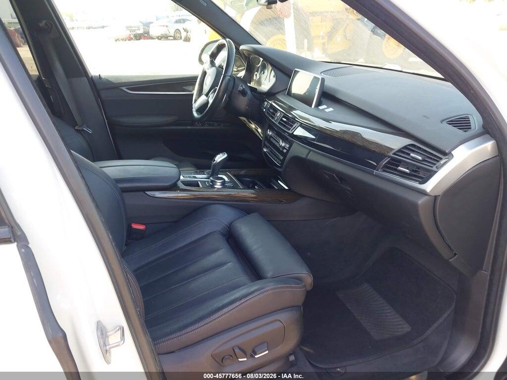 5UXKR2C58J0Z21397 2018 BMW X5 photo no. 5