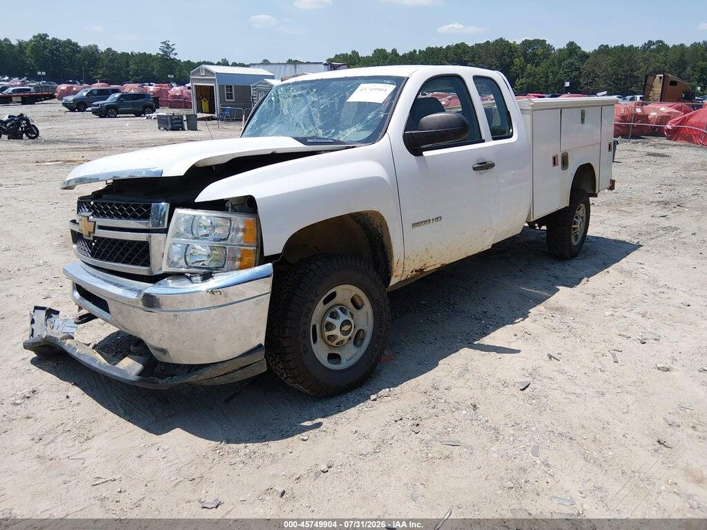 1GB2CVCG2DZ213527 2013 CHEVROLET SILVERADO 2500HD photo no. 2