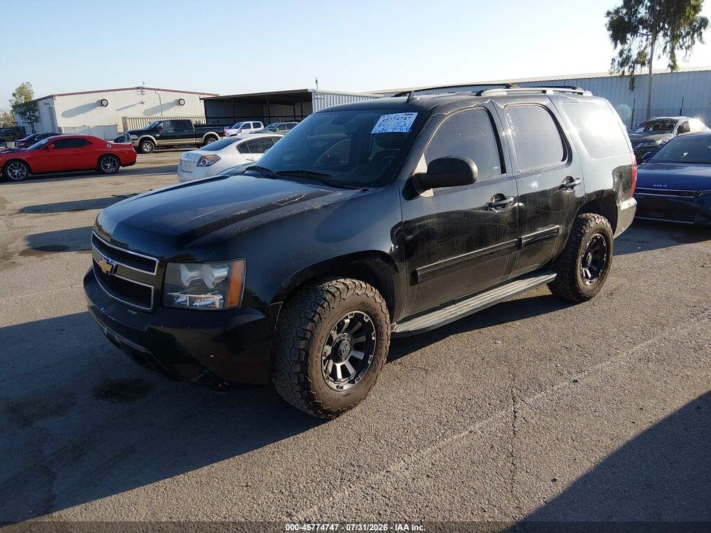 1GNSCBE05DR177740 2013 CHEVROLET TAHOE photo no. 2