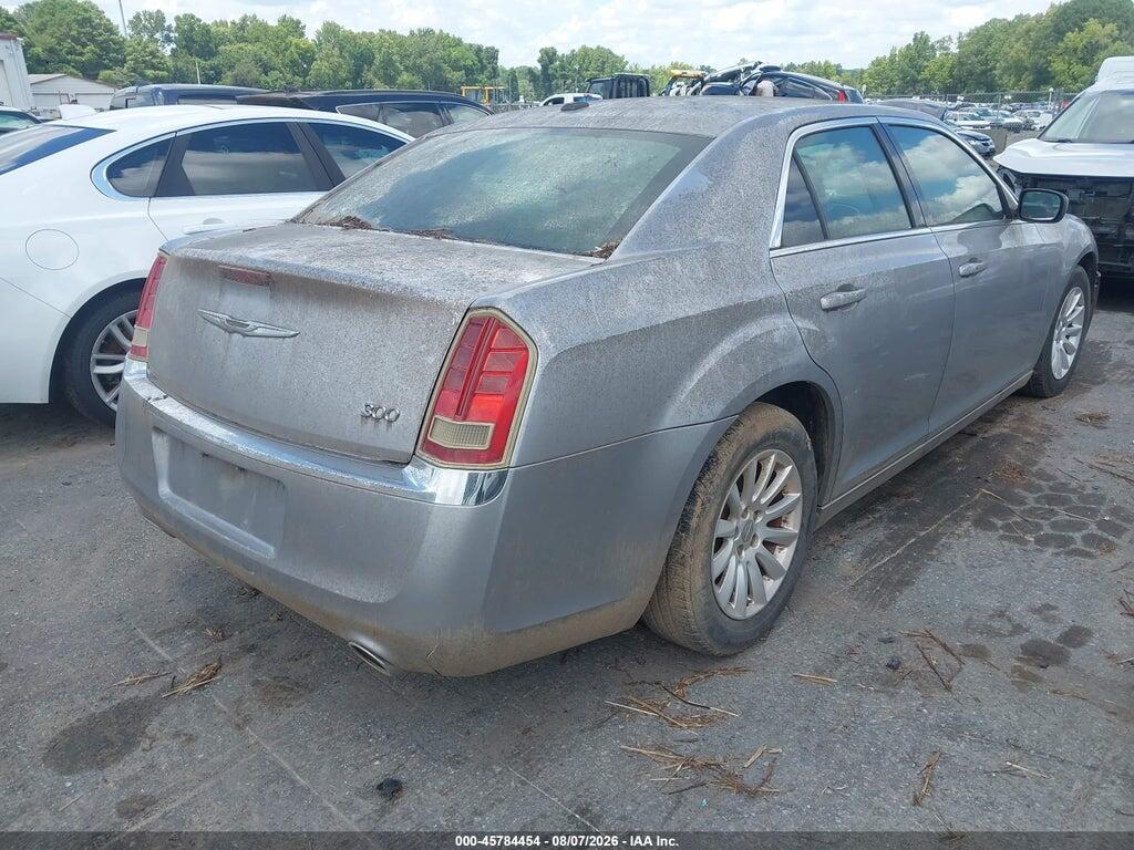 2C3CCAAG6DH707437 2013 CHRYSLER 300 photo no. 4