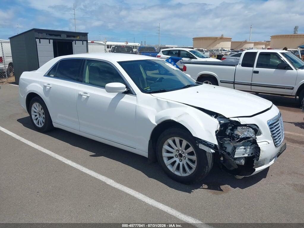 2C3CCAAG1DH699098 2013 CHRYSLER 300 photo no. 1