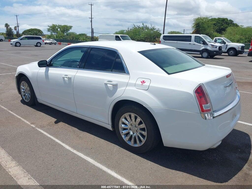 2C3CCAAG1DH699098 2013 CHRYSLER 300 photo no. 3