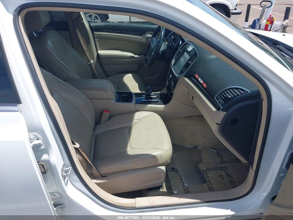 2C3CCAAG1DH699098 2013 CHRYSLER 300 photo no. 5
