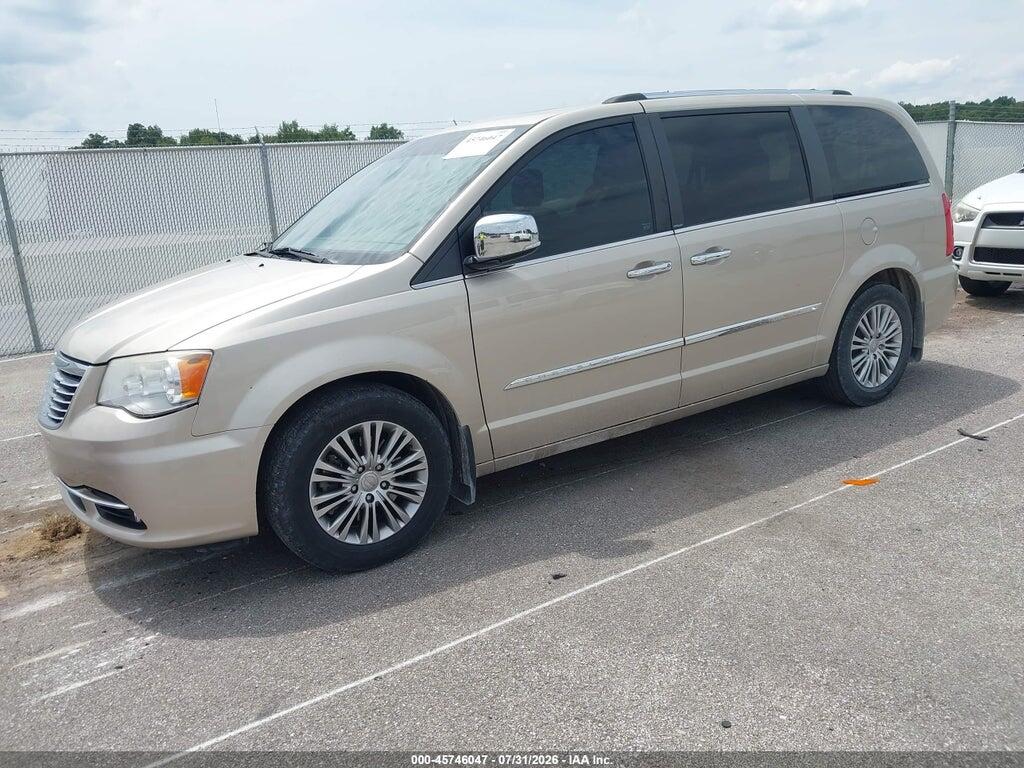 2C4RC1GG3DR595929 2013 CHRYSLER TOWN & COUNTRY photo no. 2