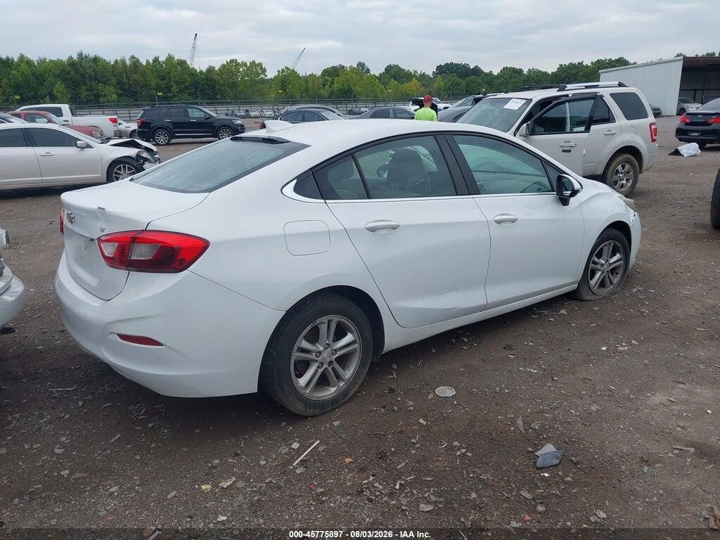 1G1BE5SM1J7140261 2018 CHEVROLET CRUZE photo no. 4