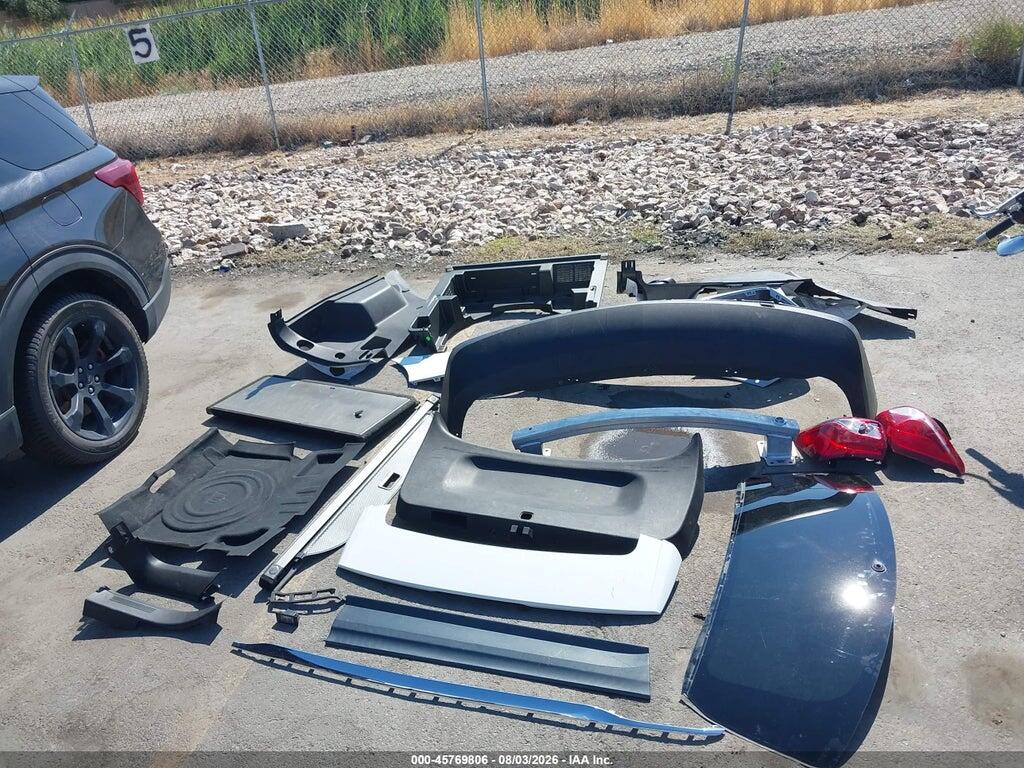 2GNAXJEV8J6251455 2018 CHEVROLET EQUINOX photo no. 12