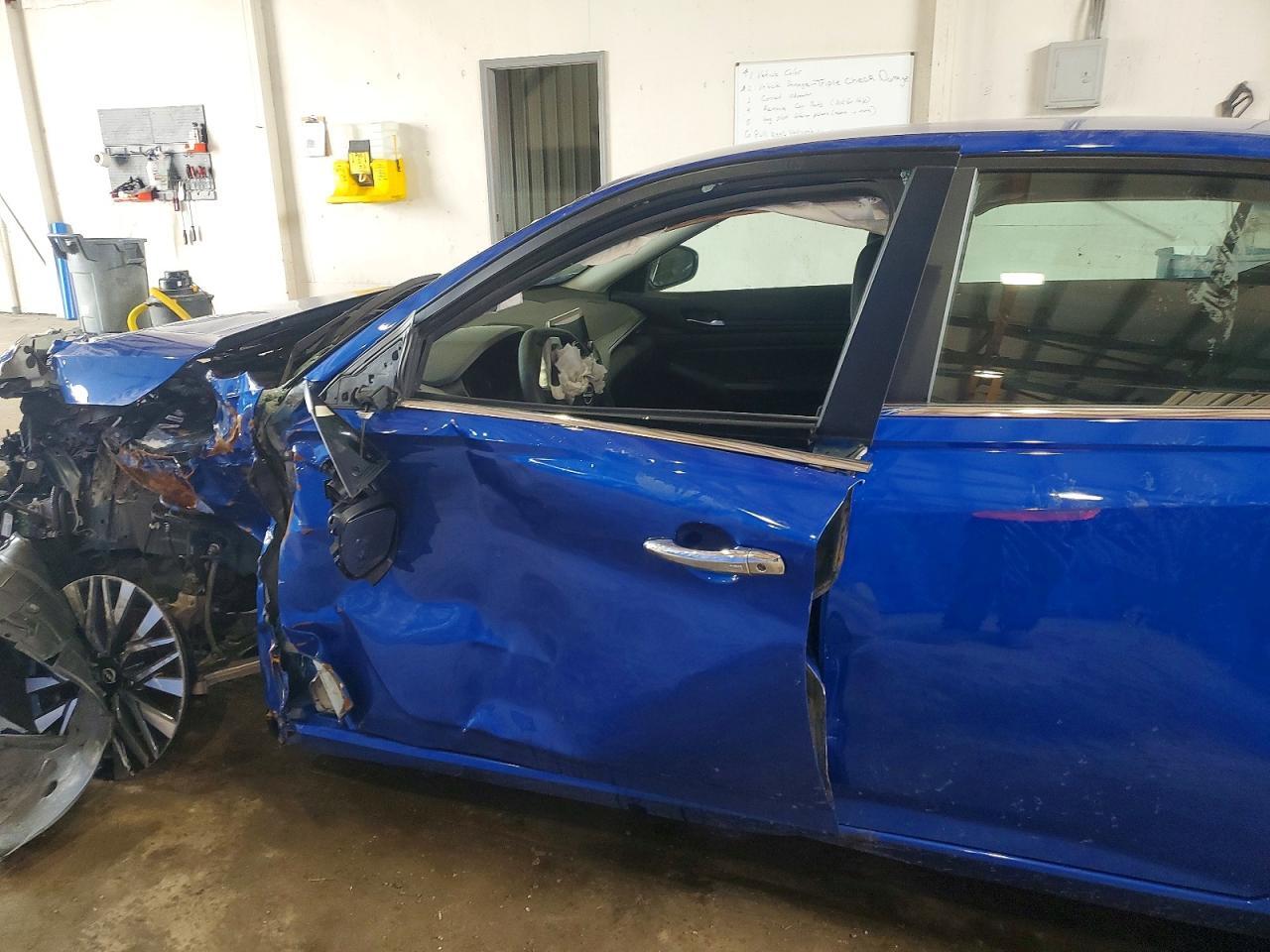 2025 NISSAN ALTIMA 2.5 SV — Фото 7 из 11