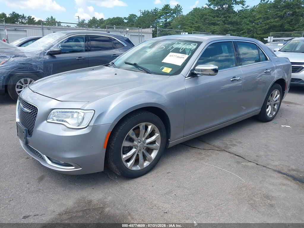2C3CCAKG3JH304560 2018 CHRYSLER 300 photo no. 2