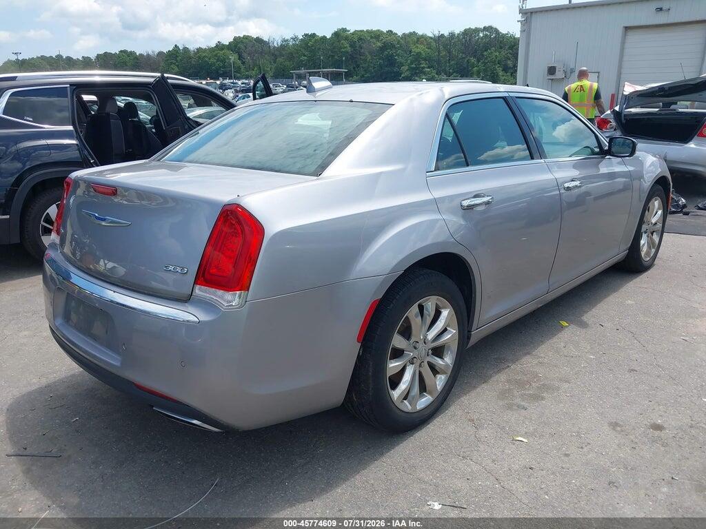 2C3CCAKG3JH304560 2018 CHRYSLER 300 photo no. 4