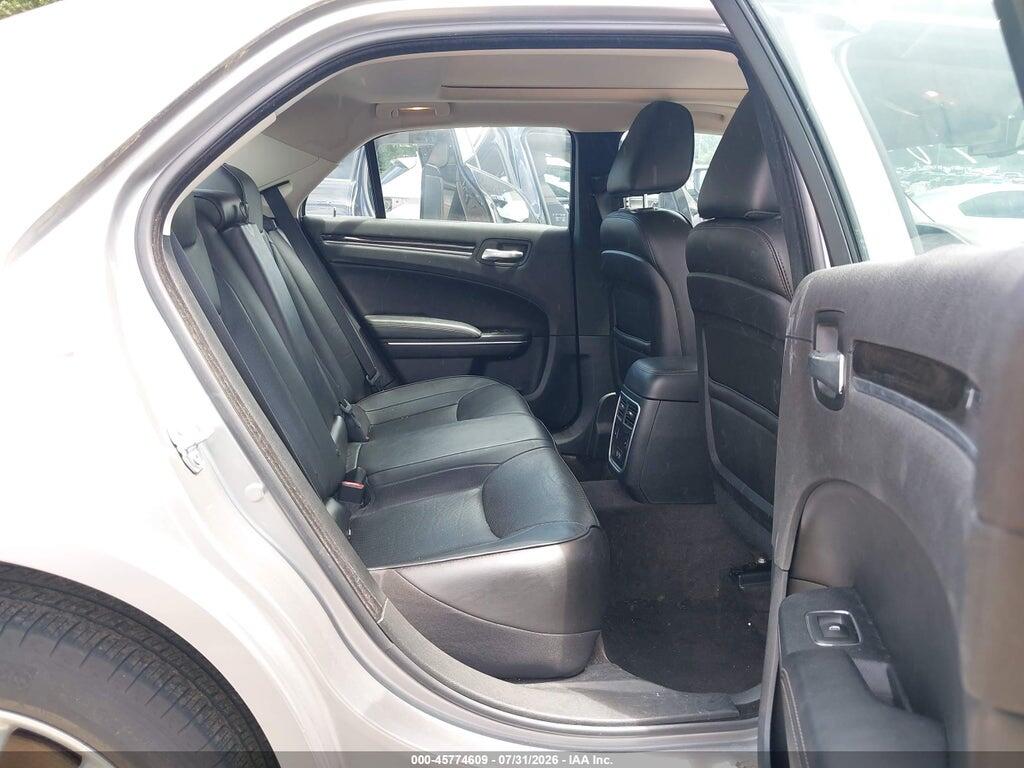 2C3CCAKG3JH304560 2018 CHRYSLER 300 photo no. 8
