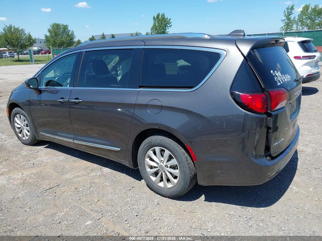 2C4RC1BG6JR126370 2018 CHRYSLER PACIFICA photo no. 3