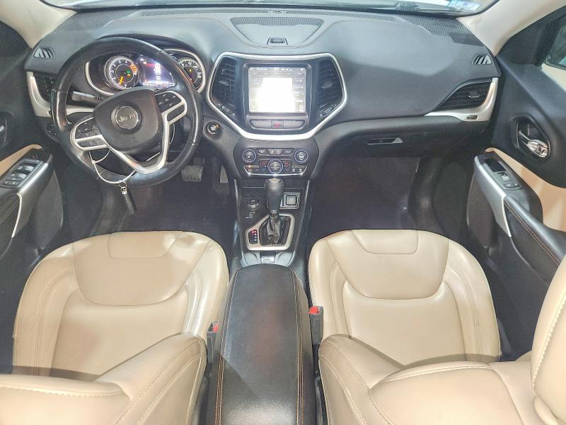 1C4PJMDS0HW636215 2017 JEEP CHEROKEE photo no. 8