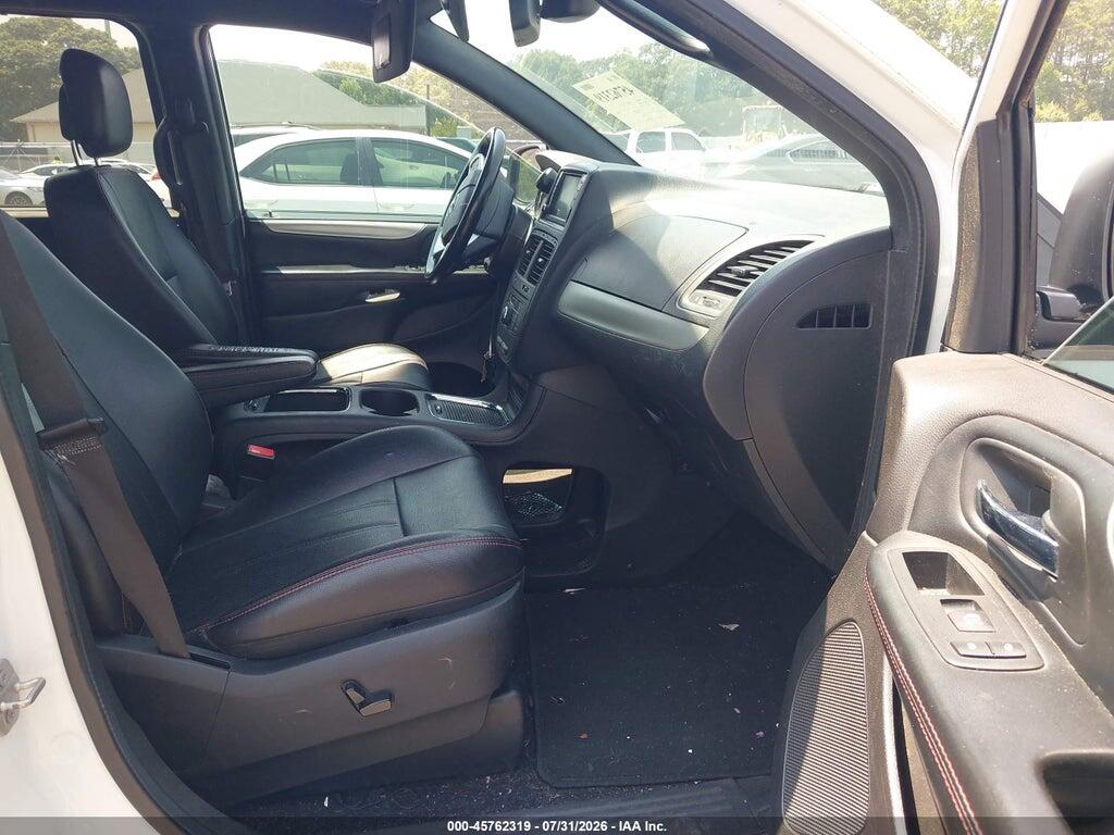 2C4RDGEG9KR785668 2019 DODGE GRAND CARAVAN photo no. 5