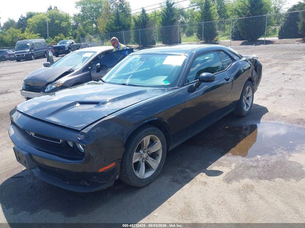2C3CDZAG4JH229753 2018 DODGE CHALLENGER photo no. 2