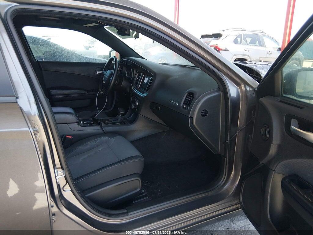 2C3CDXBGXJH196440 2018 DODGE CHARGER photo no. 5